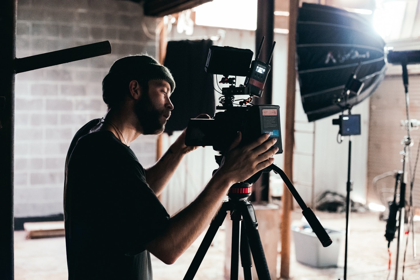 Il processo creativo dietro a un video di successo